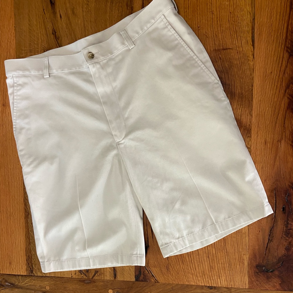 Jos. A. Bank Traveler’s Collection Classic 100% Cotton Tailored Fit Shorts, 36W
